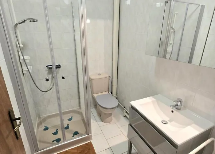 Charmante Maison Individuelle Avec Terrasse Et Bbq En Dordogne, Animaux Acceptes - Fr-1-616-185 Aubas