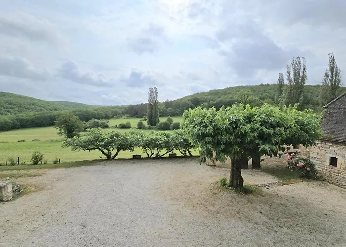 Charmante Maison Individuelle Avec Terrasse Et Bbq En Dordogne, Animaux Acceptes - Fr-1-616-185 Aubas